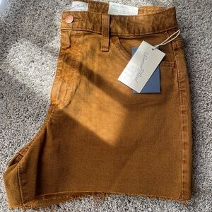 NWT universal thread women’s shorts